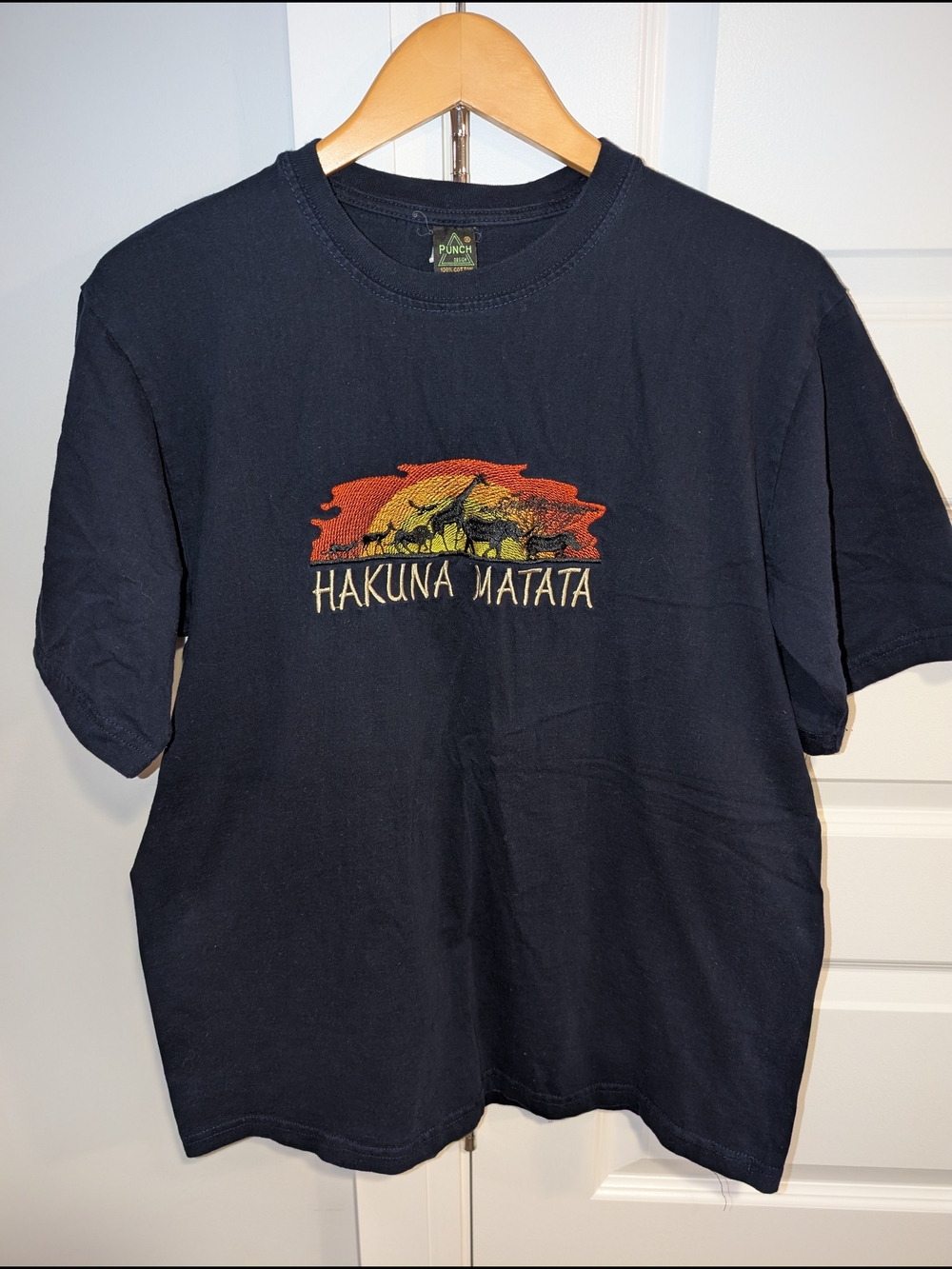 Vintage Hakuna Matata The Lion King - Sunset Embroidered Design